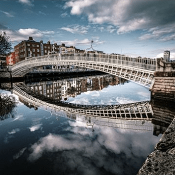 visita gratis dell'hapenny bridge a dublino